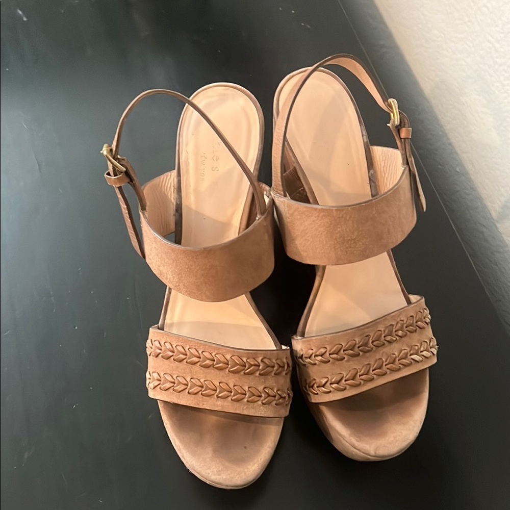 Kate Spade Platform heels - Picture 3 of 6